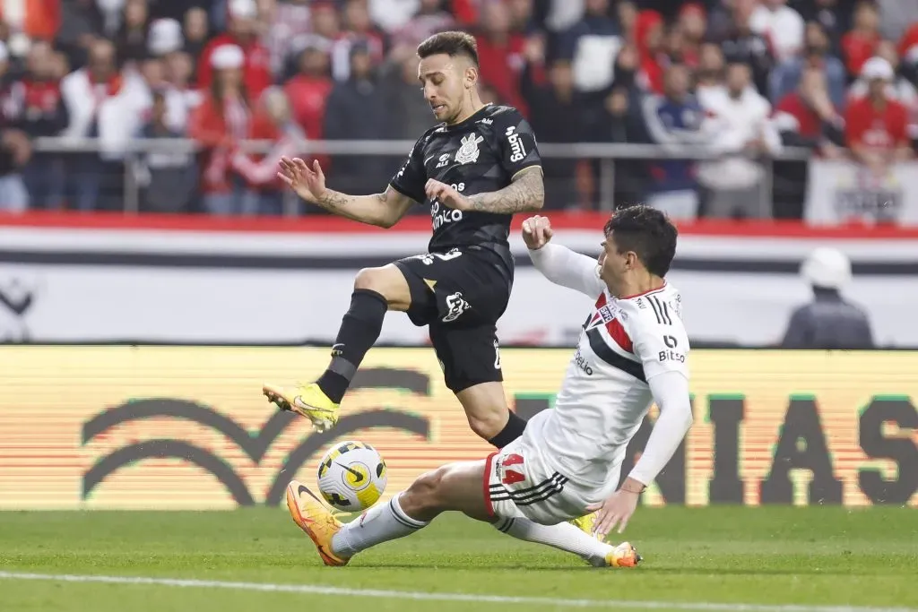 Gustavo Mosquito contra o São Paulo. (Photo by Ricardo Moreira/Getty Images)