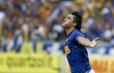 Marcelo Moreno volta ao Cruzeiro. Foto: Washington Alves/Getty Images