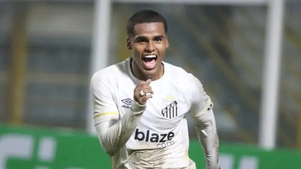 Enzo: boliviano se destacou na Copinha (Foto: Pedro Ernesto Guerra Azevedo/Santos FC/Divulgação)