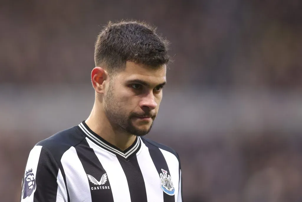 Bruno Guimarães interessa a 6 times. Foto: George Wood/Getty Images