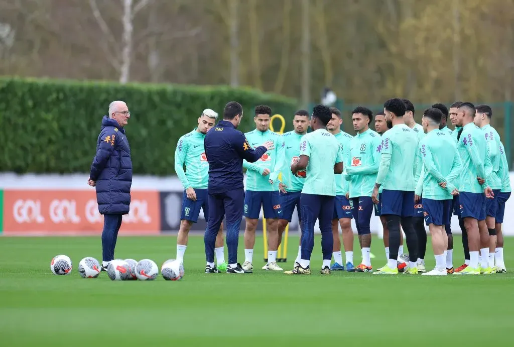 Dorival nos primeiros treinos pela Seleção Brasileira. Foto: Rafael Ribeiro / CBF