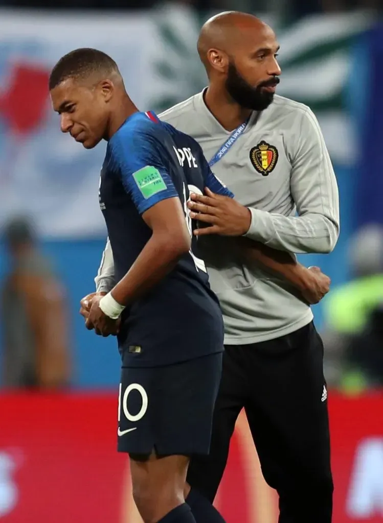 Thierry Henry, assistente técnico da Bélgica com Mbappé, pela semifinal da Copa do Mundo da Fifa Rússia 2018 | (Foto: Catherine Ivill/Getty Images)