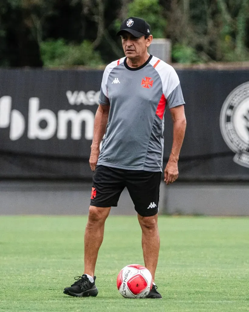 Ramón Díaz tem alguns pontos a melhorar na equipe do Vasco | Foto: Leandro Amorim/Vasco.