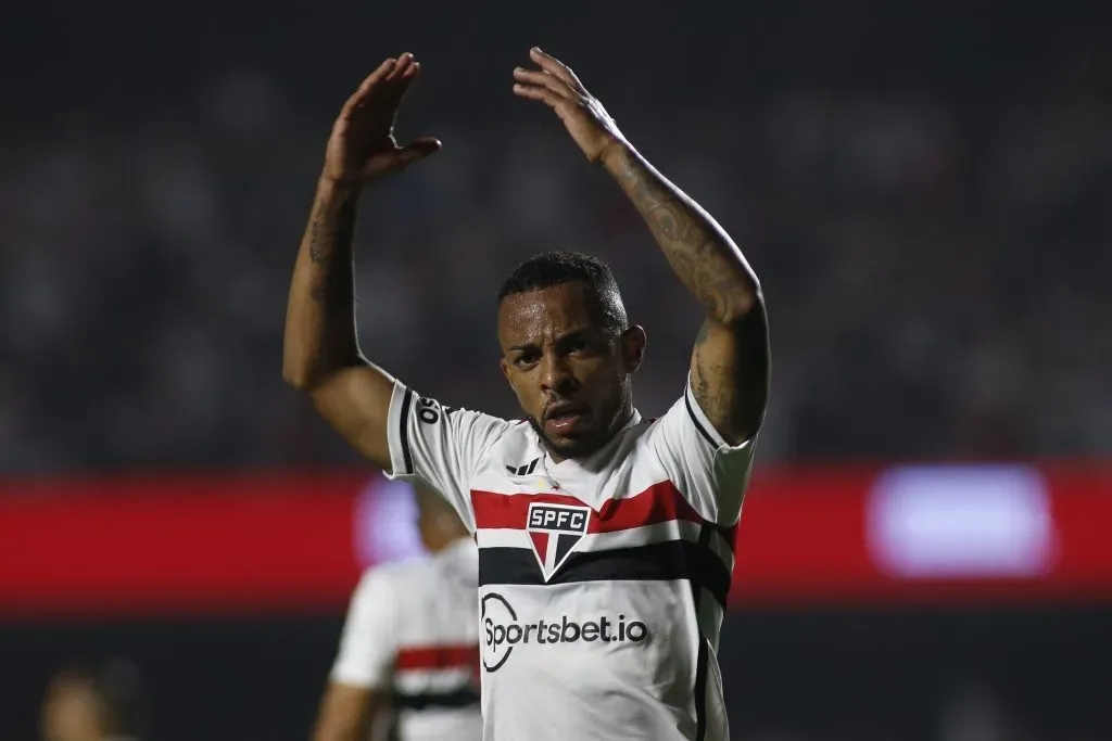 Wellington pelo São Paulo no Morumbi. (Photo by Miguel Schincariol/Getty Images)