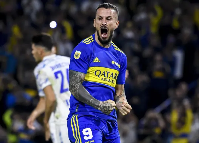 Darío Benedetto celebrando gol pelo Boca Juniors. (Photo by Marcelo Endelli/Getty Images)