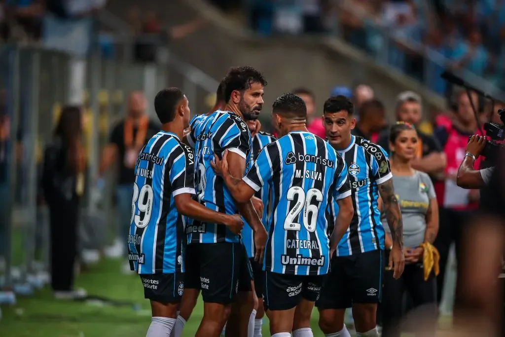 Diego Costa e Cristaldo marcaram na vitória sobre o Caxias (Foto: Lucas Uebel/Grêmio/Divulgação)