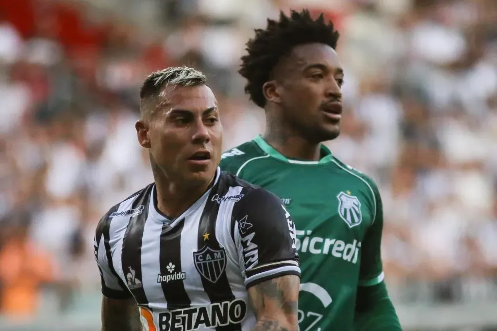 Chileno enfrentando a Caldense. Foto: Fernando Moreno/AGIF