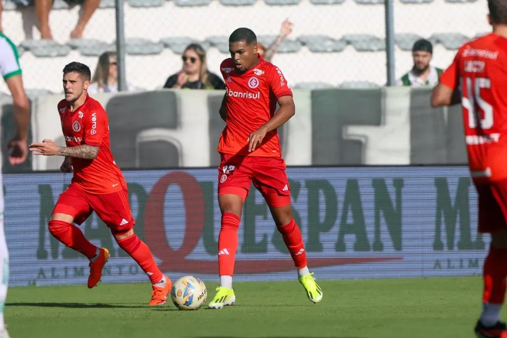 Gustavo Prado tem sondagens de equipes da Europa | Foto: divulgação/flickr oficial Internacional