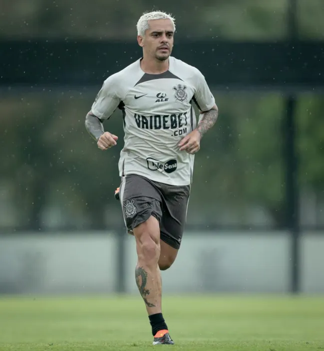 Fagner possui cinco cartões só neste começo de temporada | Foto: Rodrigo Coca/Agência Corinthians