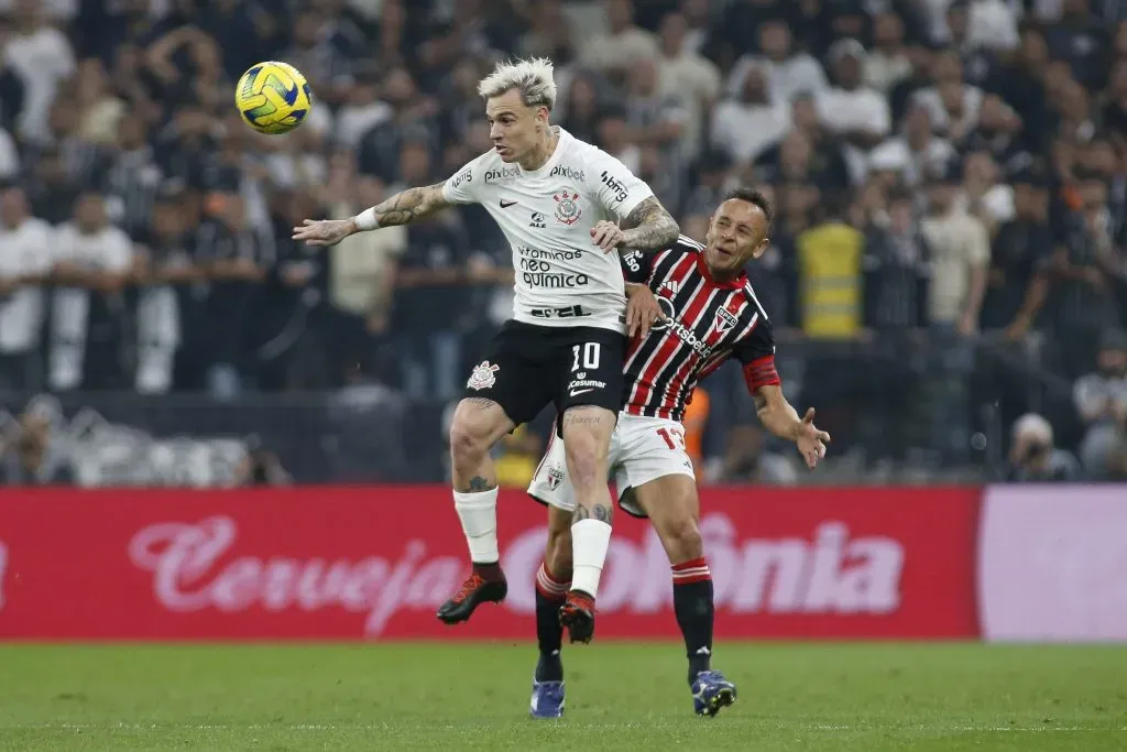 Atacante no clássico diante do São Paulo (Photo by Miguel Schincariol/Getty Images)