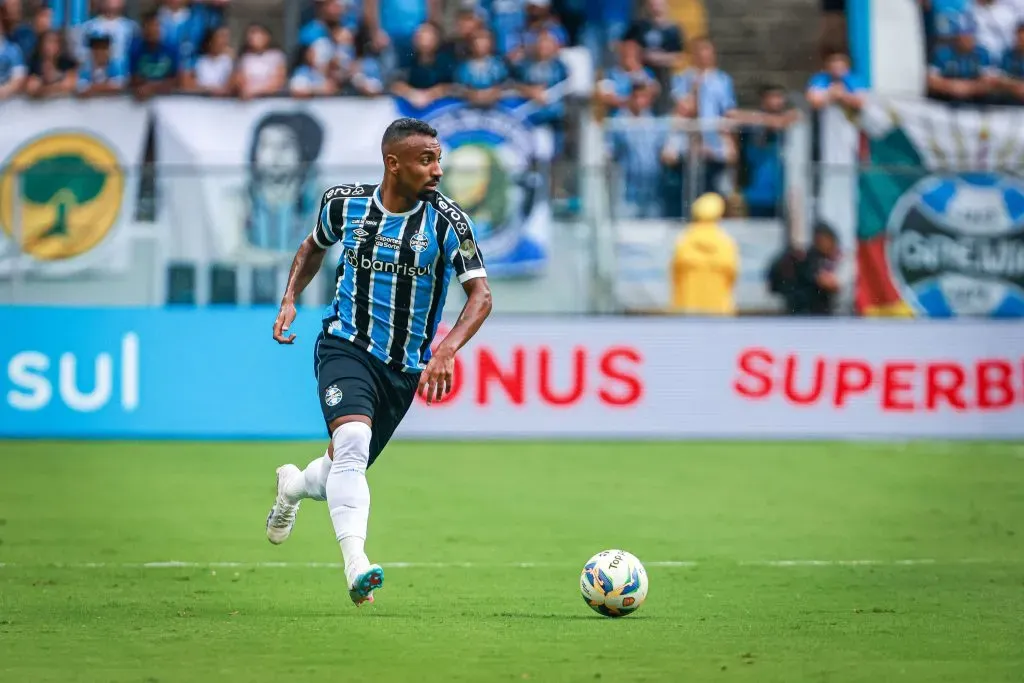 Galdino em ação pelo Grêmio. Foto: Maxi Franzoi/AGIF