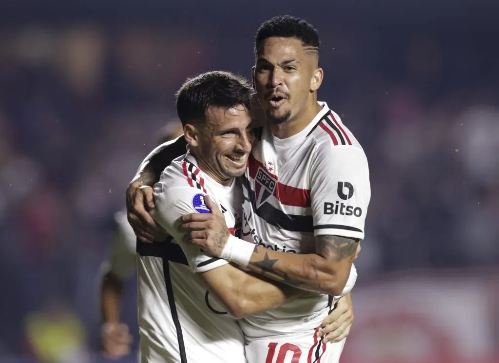 Calleri teve a chance de retornar ao futebol argentino antes de escolher o São Paulo de novo. Foto: Alexandre Schneider/Getty Images