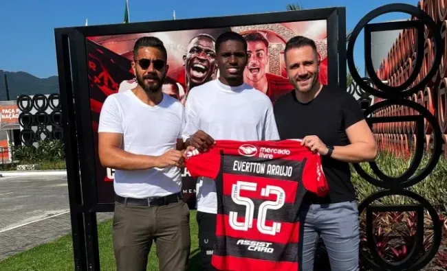 Flamengo comprou Evertton Araújo do Volta Redonda. Foto: Reprodução/Acervo Pessoal
