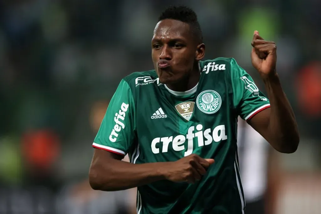 Yerry Mina nos tempos de Palmeiras. (Photo by Friedemann Vogel/Getty Images)
