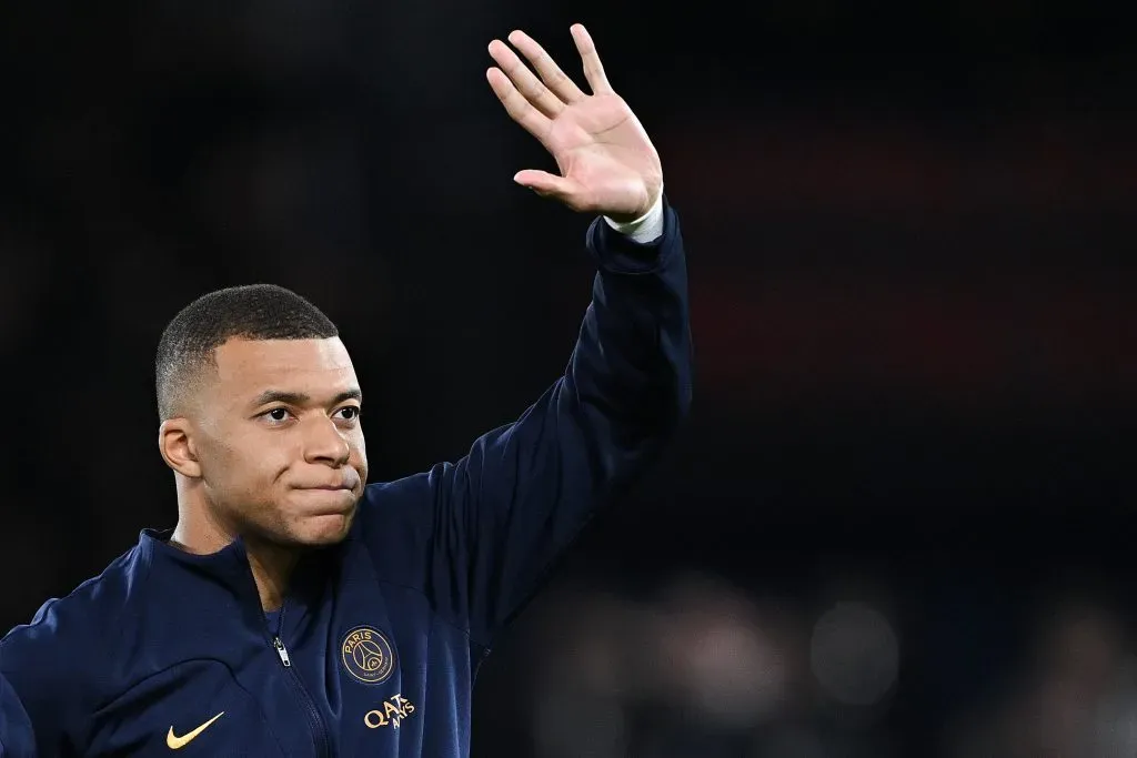 Mbappé foi descartado pelo Barcelona. (Photo by David Ramos/Getty Images)