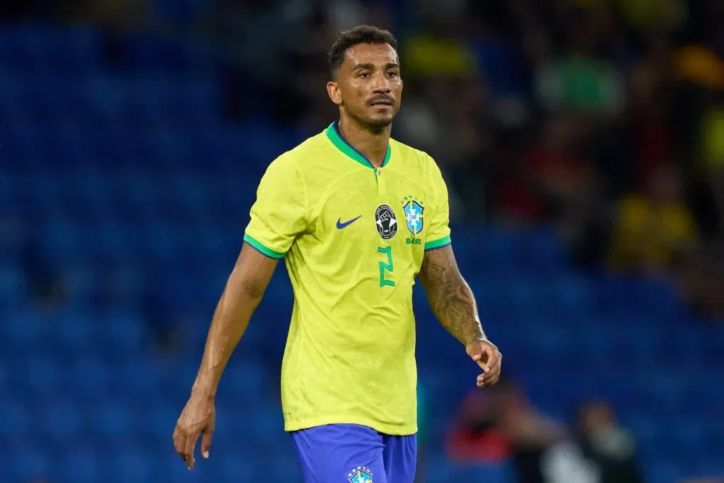 Danilo pela Seleção Brasileira. (Photo by Alex Caparros/Getty Images)