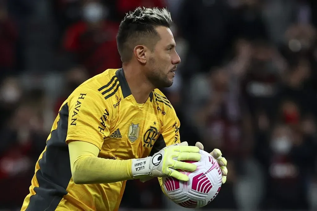 Goleiro nos tempos de Flamengo (Photo by Buda Mendes/Getty Images)