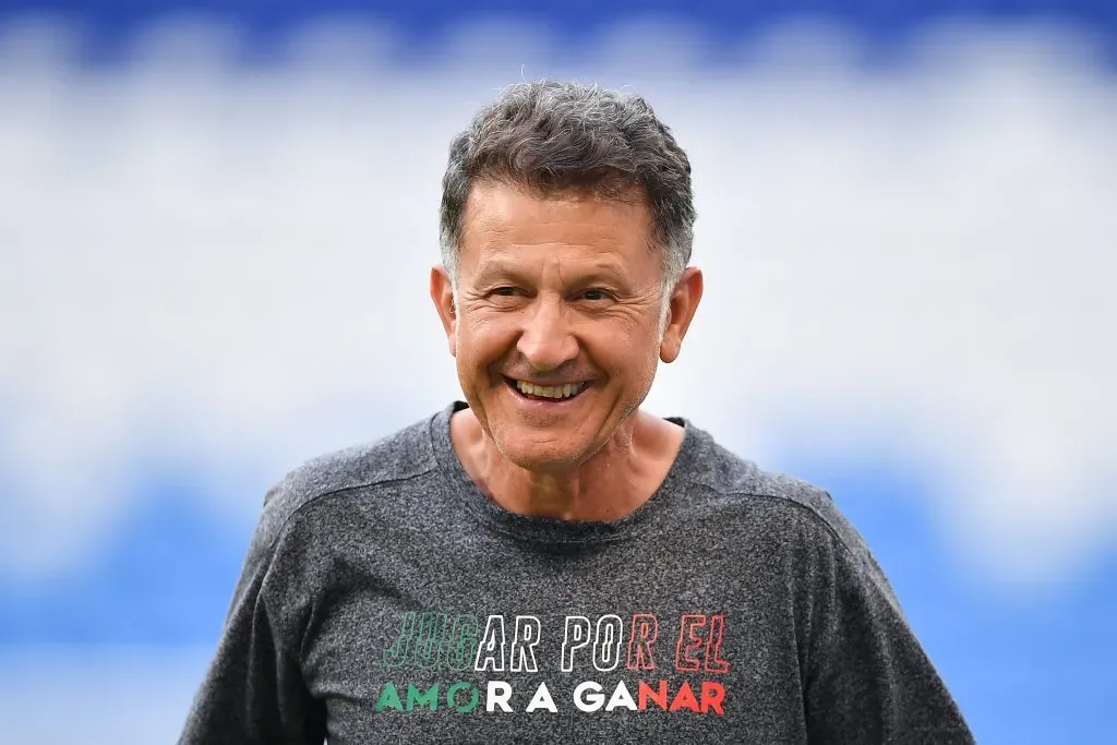 Treinador enfrentando o Brasil (Photo by Hector Vivas/Getty Images)