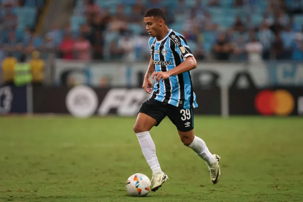 Barça se interessa por Gustavo Nunes. Foto: Maxi Franzoi/AGIF