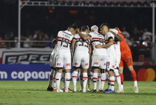 São Paulo venceu a primeira na Libertadores (Foto: Rubens Chiri e Paulo Pinto/Saopaulofc/Divulgação)