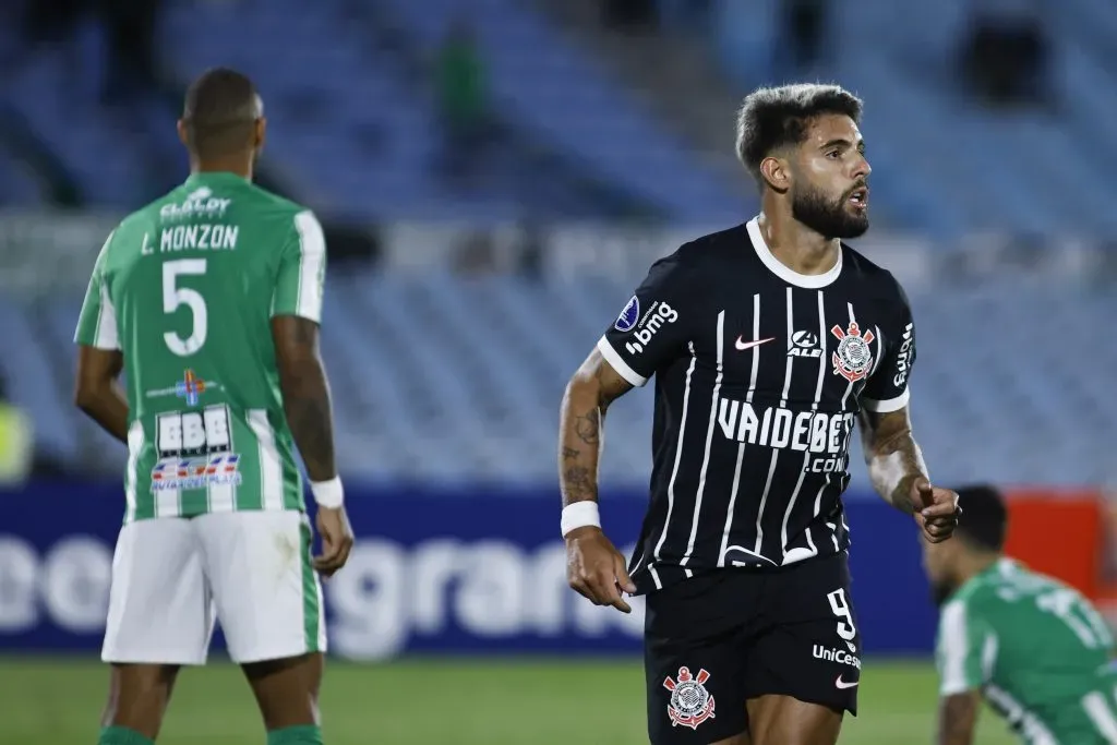 Yuri Alberto em ação contra o Racing (URU). (Photo by Ernesto Ryan/Getty Images)