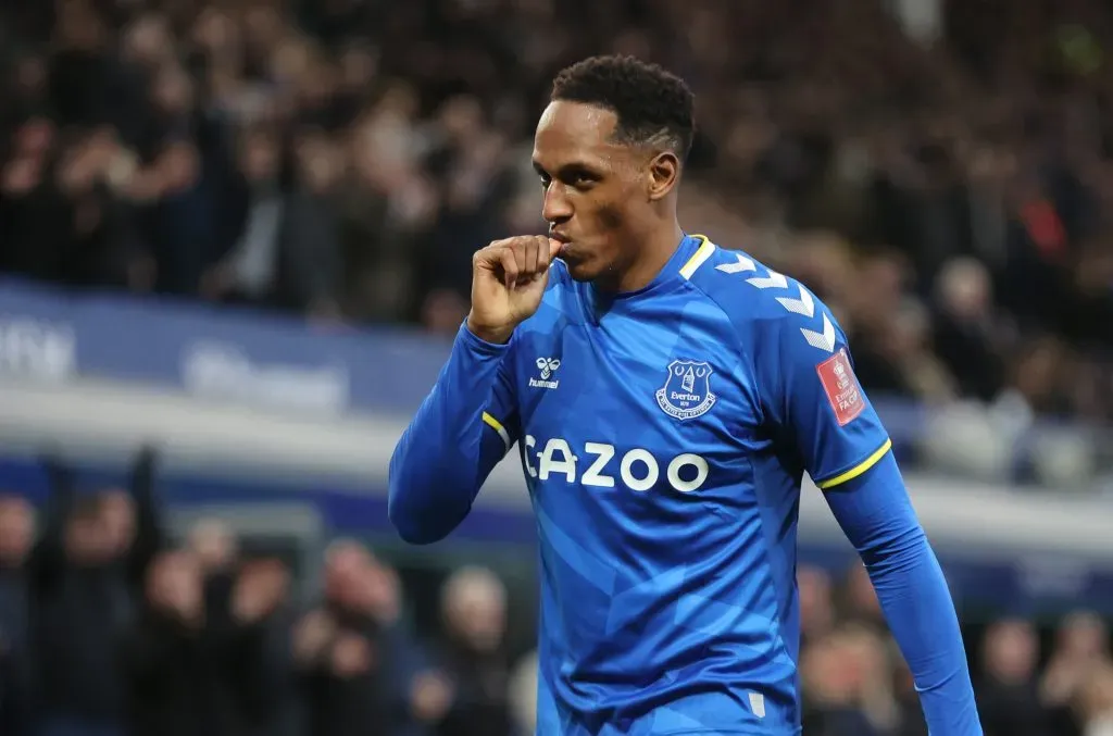 Defensor nos tempos de Everton (Photo by Clive Brunskill/Getty Images)