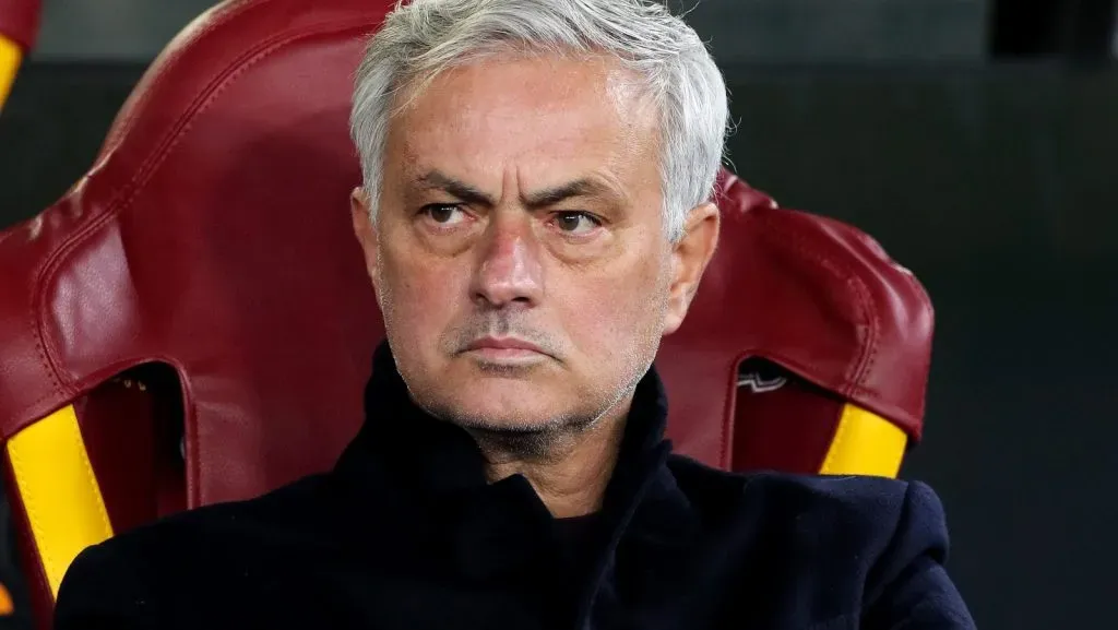 R$ 8 milhões: Situação de Mourinho é atualizada no São Paulo após pedidos da torcida. (Photo by Paolo Bruno/Getty Images)