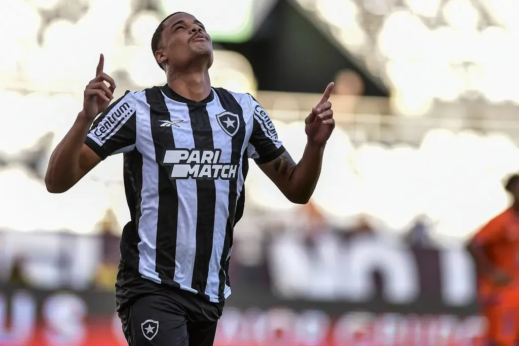 Janderson comemora gol pelo Botafogo contra o Audax. Foto: Thiago Ribeiro/AGIF