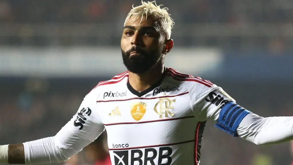 Gabigol em ação pelo Flamengo. (Foto: PhotoSport/AGIF)