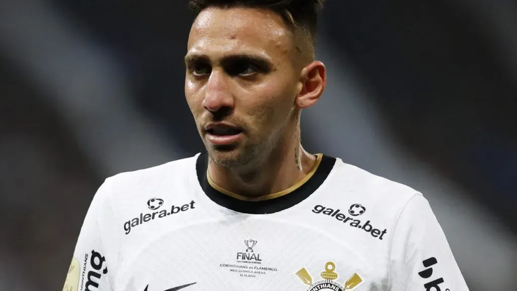 Gustavo Mosquito, do Corinthians, é liberado para fechar com grande rival do Timão. (Photo by Ricardo Moreira/Getty Images)
