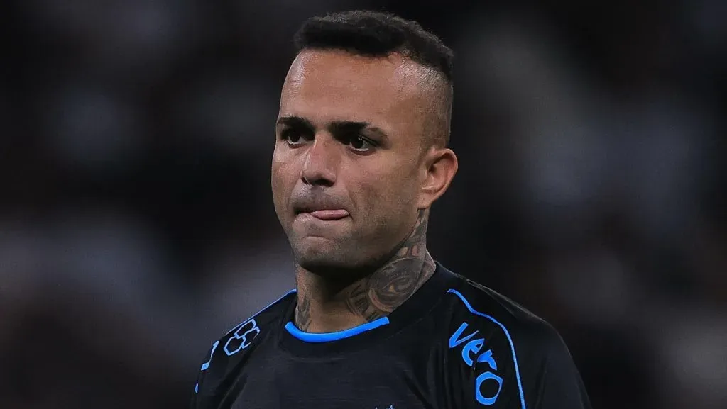 Ídolo do Grêmio, Luan recebe proposta para jogar em rival do Corinthians. Foto: Ettore Chiereguini/AGIF