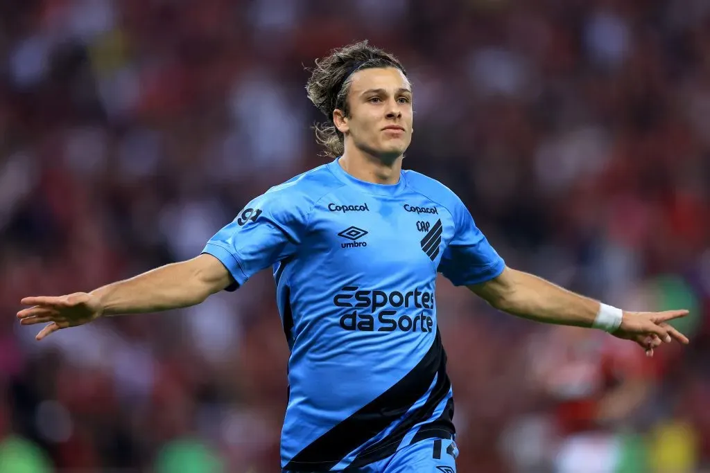 Jogador enfrentando o Flamengo (Photo by Buda Mendes/Getty Images)