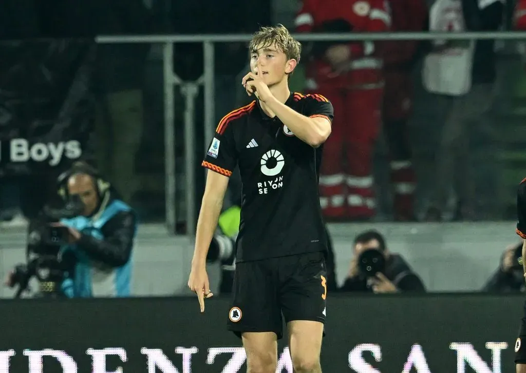 Dean Huijsen of AS Roma (Photo by Giuseppe Bellini/Getty Images)