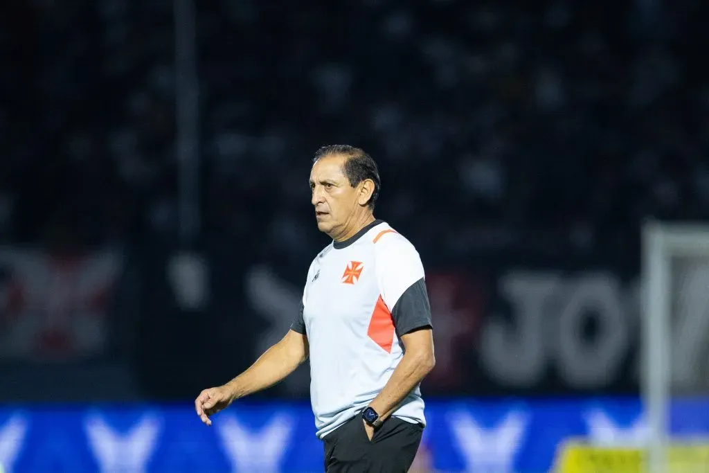 Ramón Díaz em partida contra o RB Bragantino. Foto: Fabio Moreira Pinto/AGIF