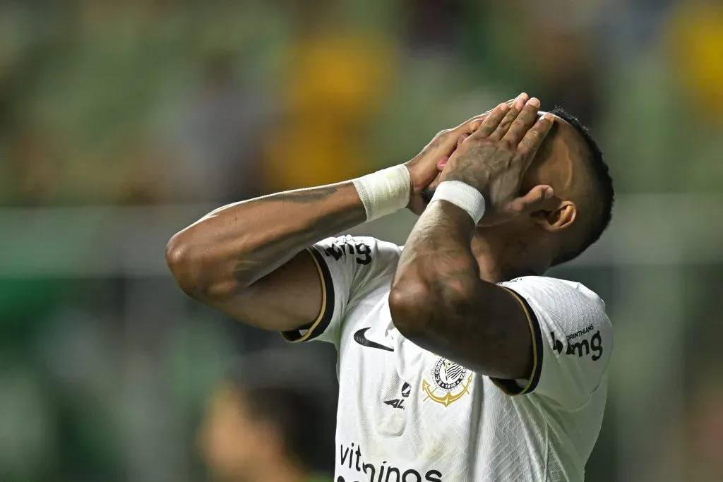 Raul Gustavo pelo Corinthians. (Photo by Pedro Vilela/Getty Images)
