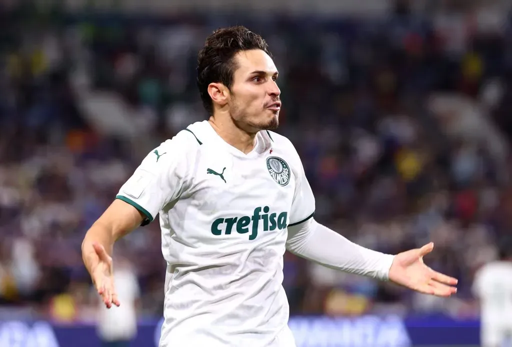 Veiga em campo pelo Palmeiras (Photo by Francois Nel/Getty Images)