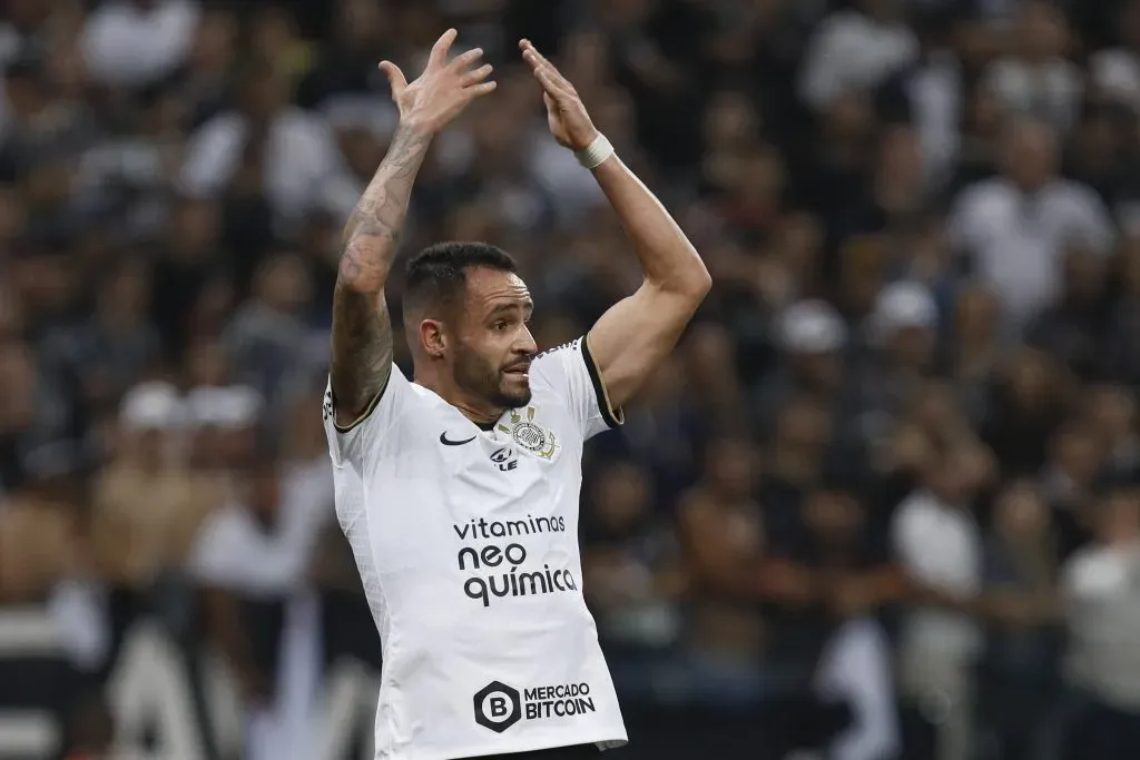 Renato Augusto deixou o time em dezembro. (Photo by Ricardo Moreira/Getty Images)