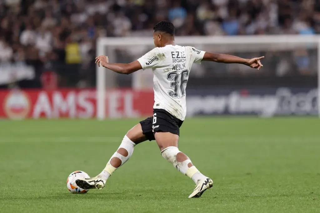 Jogador enfrentando o Nacional. Foto: Anderson Romao/AGIF