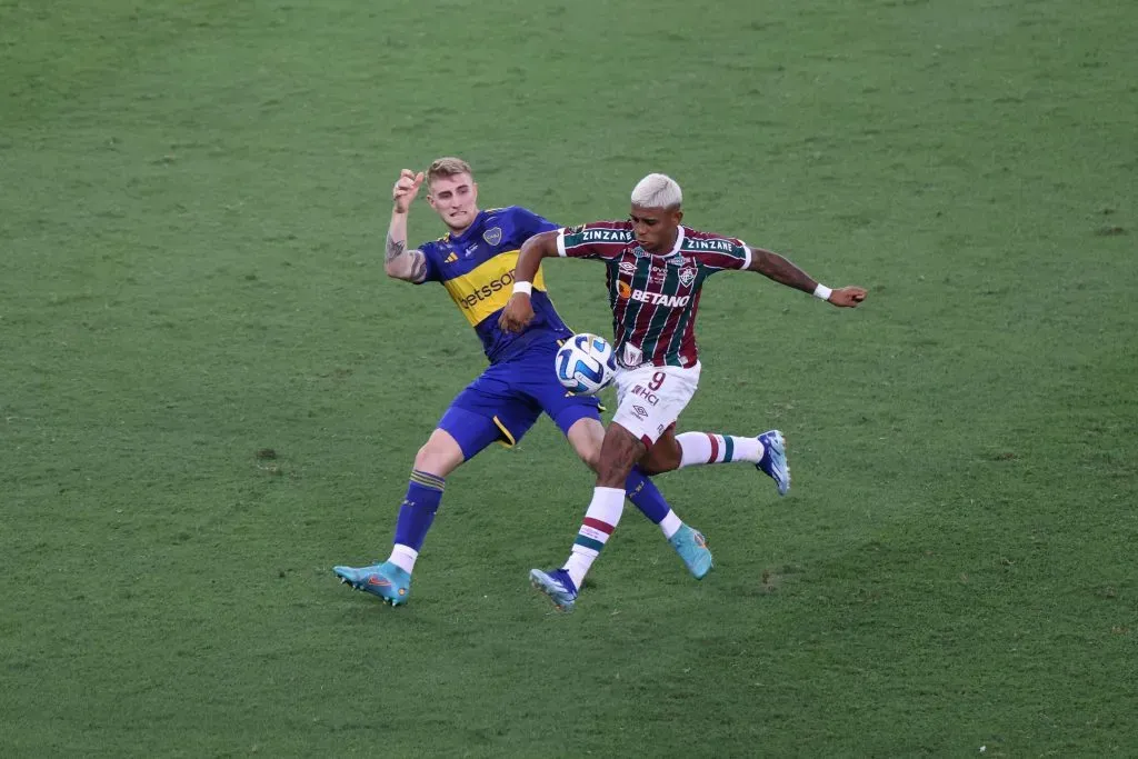John Kennedy na partida contra o Boca Juniors em 2023. (Photo by Lucas Figueiredo/Getty Images)