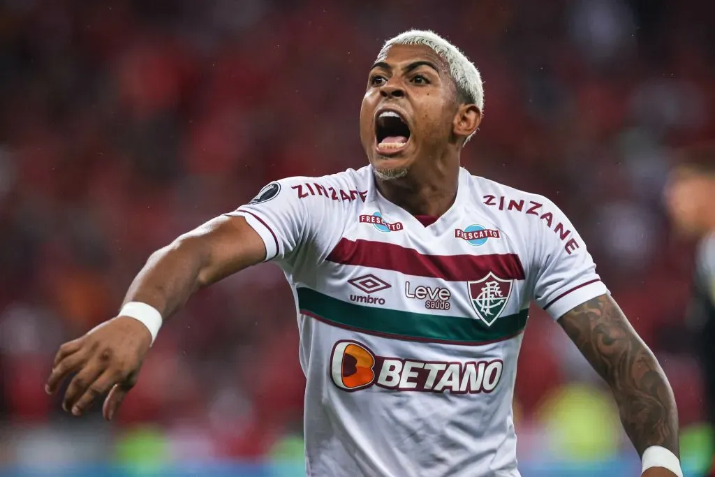 John Kennedy celebrando gol pelo Fluminense. Foto: Maxi Franzoi/AGIF