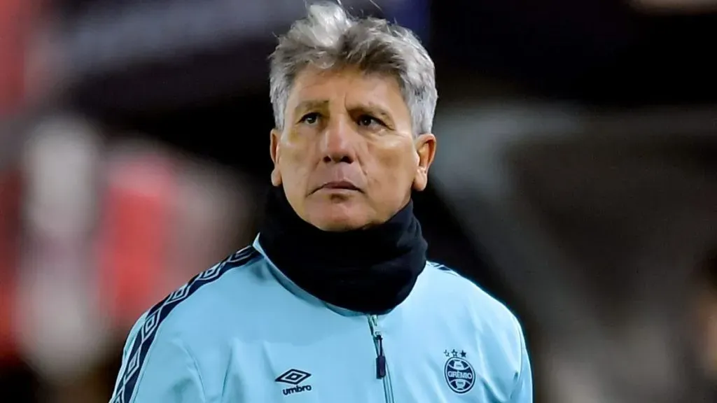 Grêmio de Renato Portaluppi avalia fazer nova investida por zagueiro (Photo by Marcelo Endelli/Getty Images)