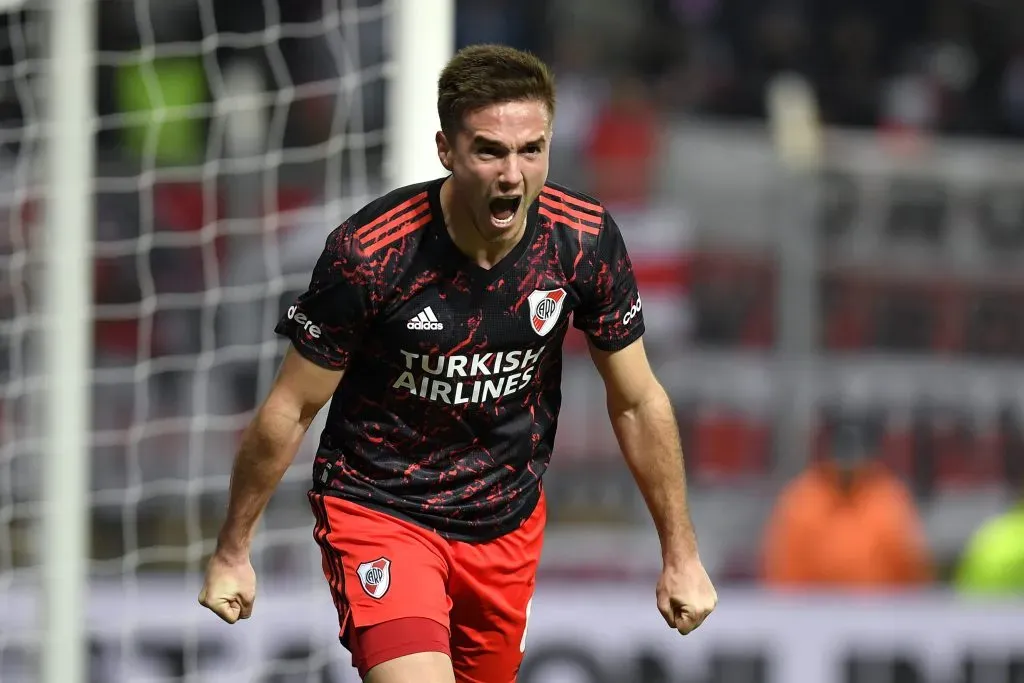 Palavecino em ação pelo River Plate comemorando seu gol. (Photo by Hernan Cortez/Getty Images)