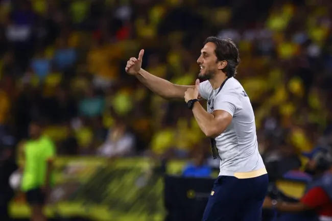 Coach Luis Zubeldía of Sao Pablo. (Photo by Franklin Jacome/Getty Images)