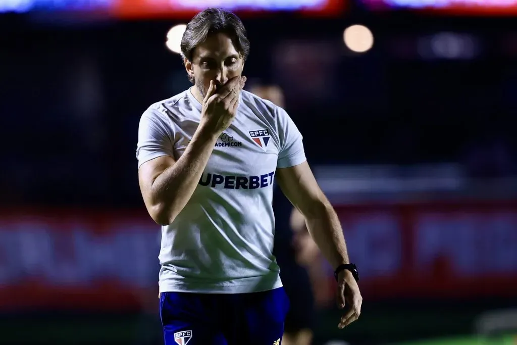 Luis Zubeldia tecnico do Sao Paulo Foto: Marcello Zambrana/AGIF