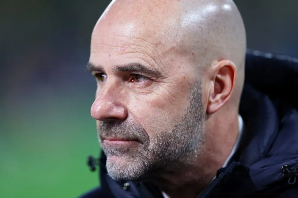 Peter Bosz: técnico quer a permanência do jogador (Foto: Dean Mouhtaropoulos/Getty Images)