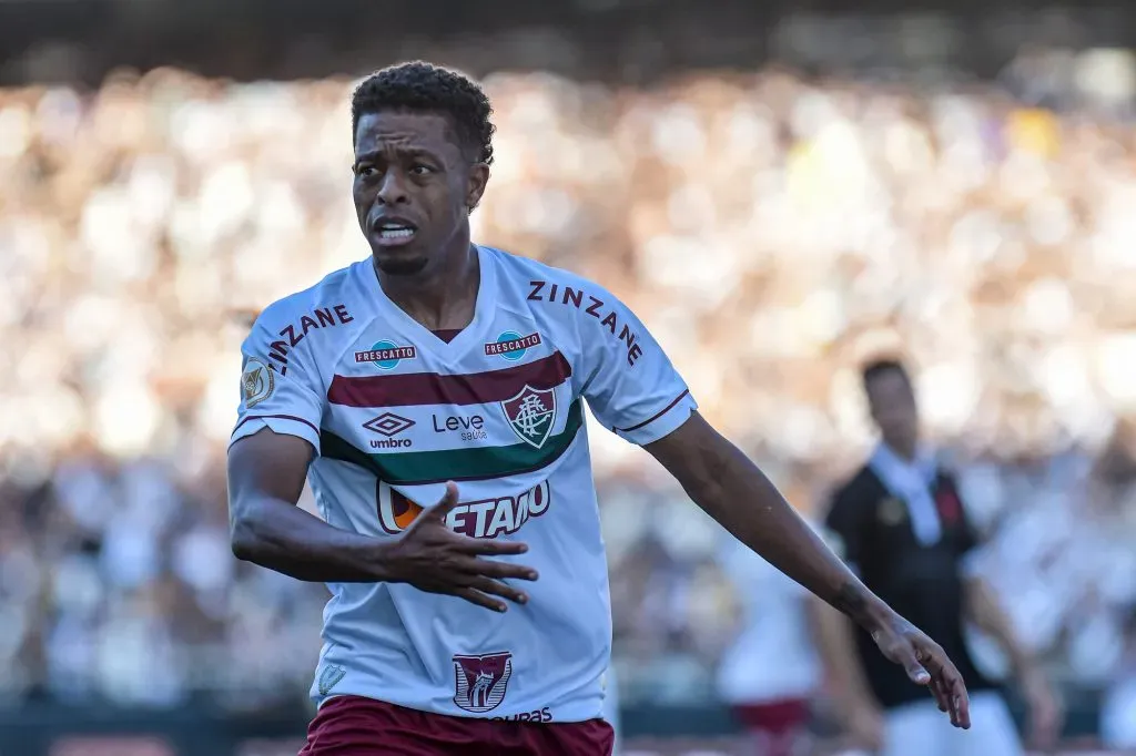 Jogador dá deu “ok” para que as conversas continuem. Foto: Thiago Ribeiro/AGIF