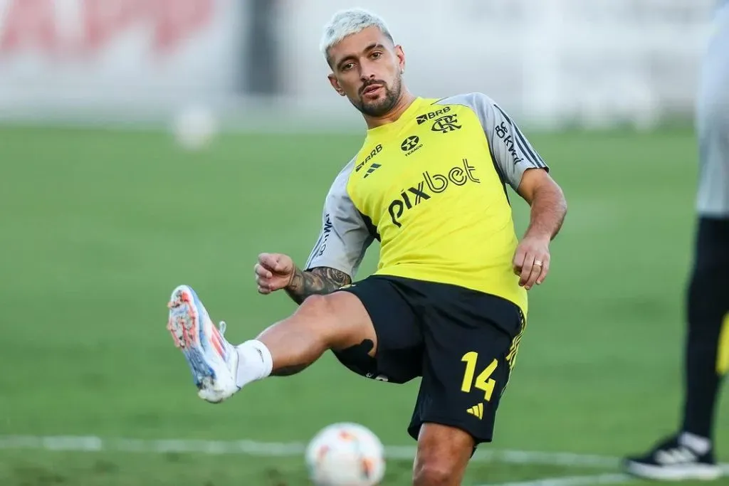 Arrascaeta pode ser reforço de Tite. Foto: Gilvan de Souza /CRF