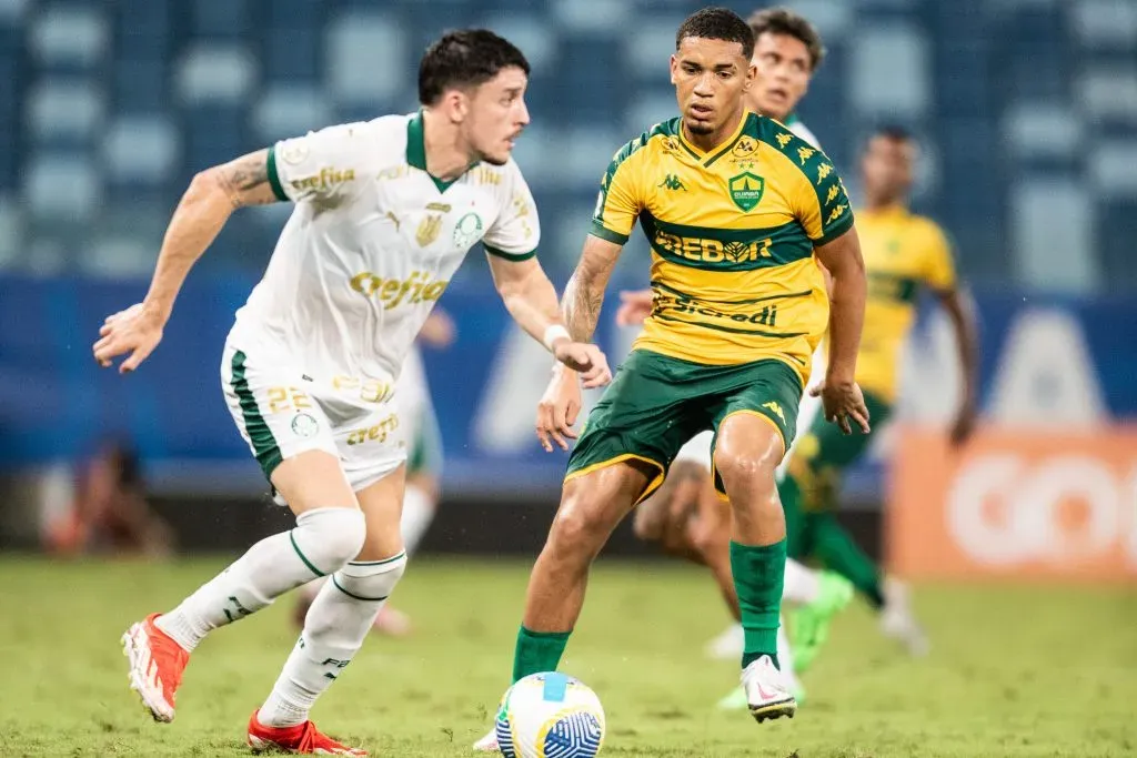 Denilson se aproxima do Corinthians. Foto: Gil Gomes/AGIF