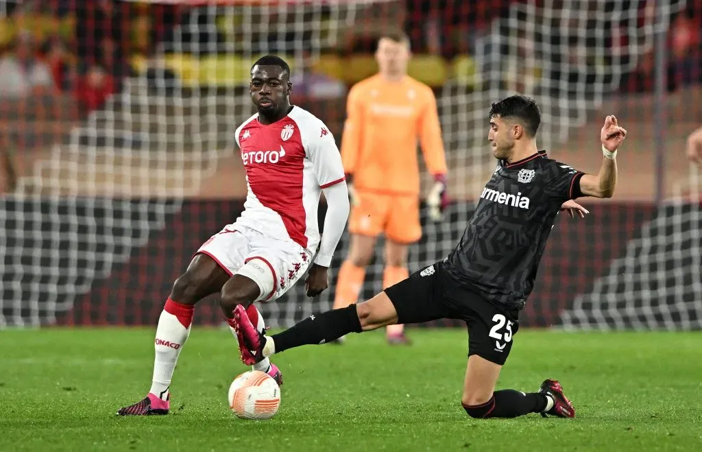 Exequiel Palacios em ação pelo Bayer Leverkusen. (Photo by Chris Ricco/Getty Images)