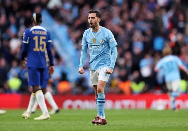 Barcelona tem sinal verde por operação Bernardo Silva. (Photo by Julian Finney/Getty Images)